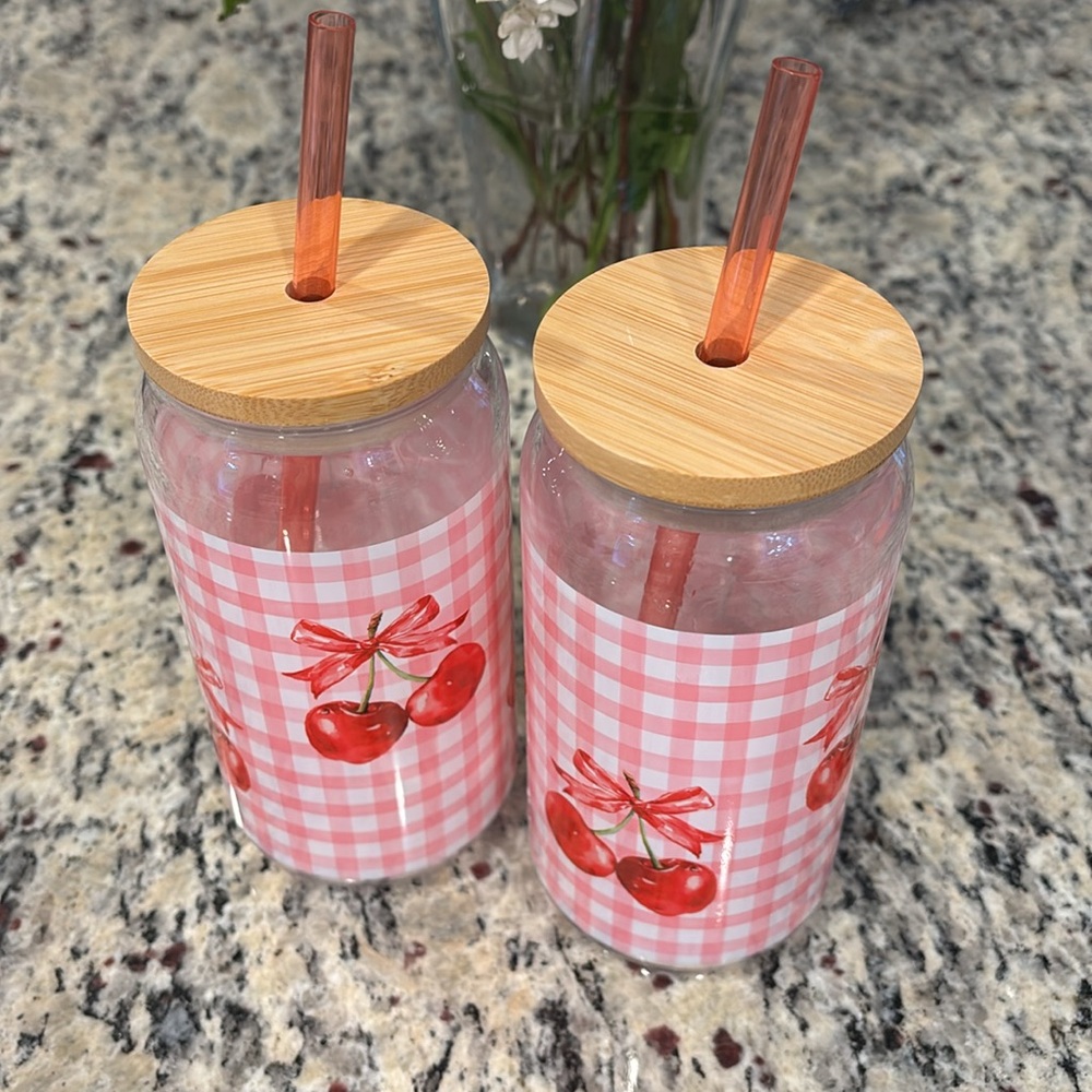 Cherry Gingham Plastic bamboos lids Tumblers